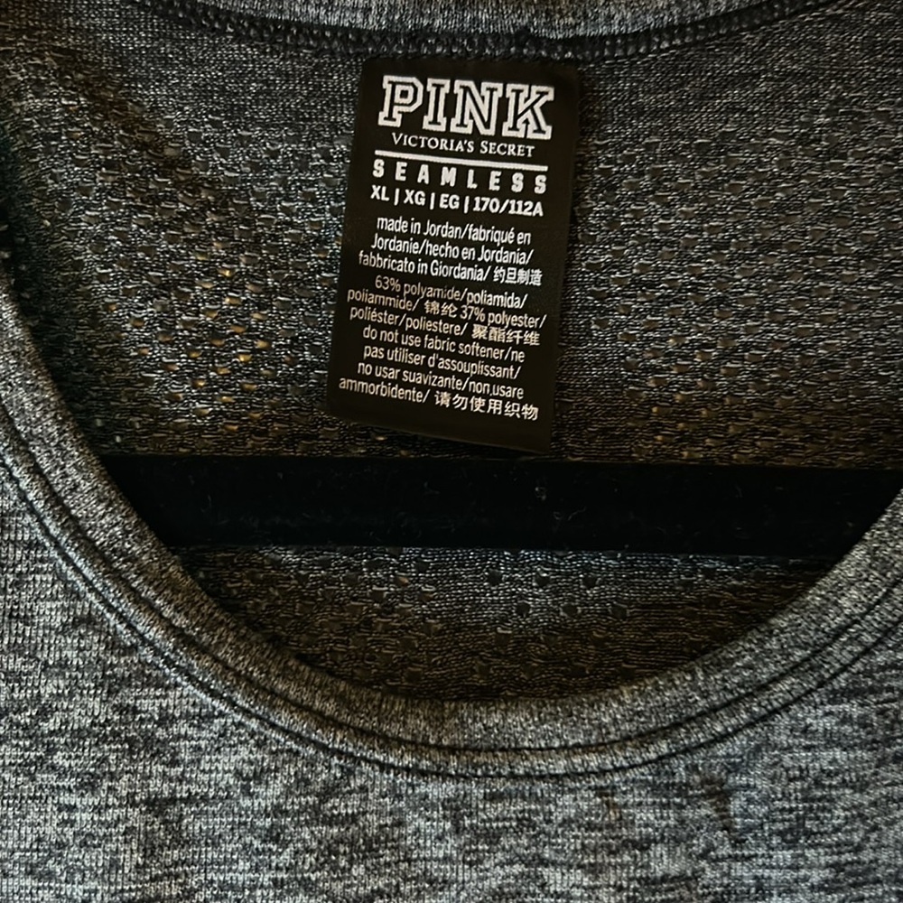 Tank top - Picture 2 of 4